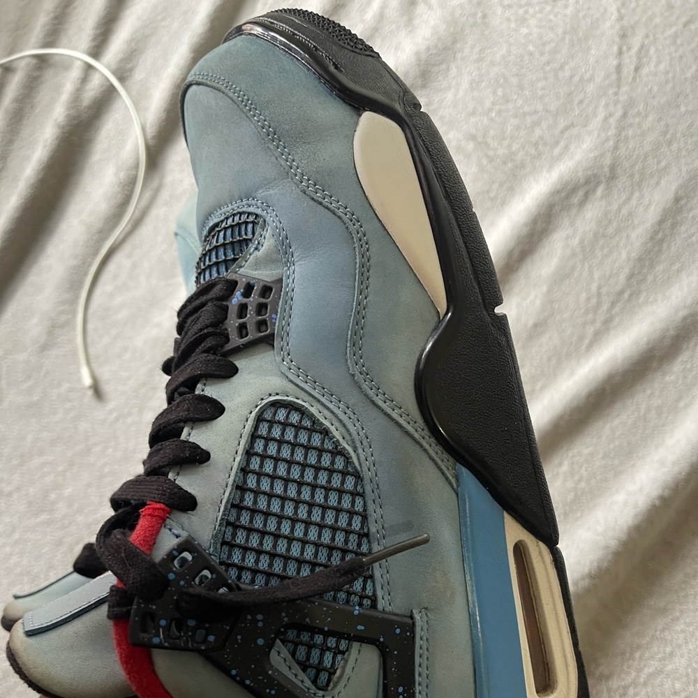 Travis Scott 4 sz 11.5 authentic 100%